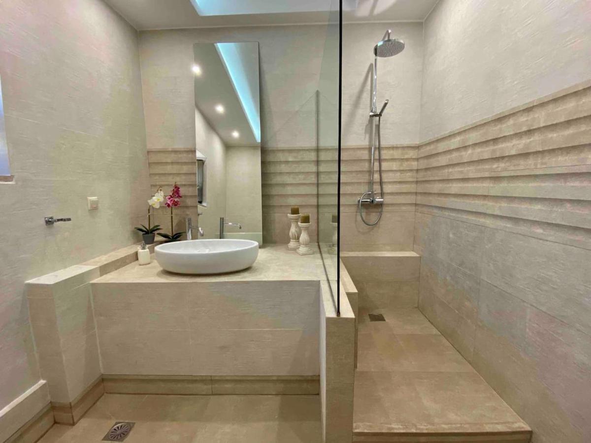 Magnificent, Authentic Private Villa And The Guest House Kardamyli Exterior photo